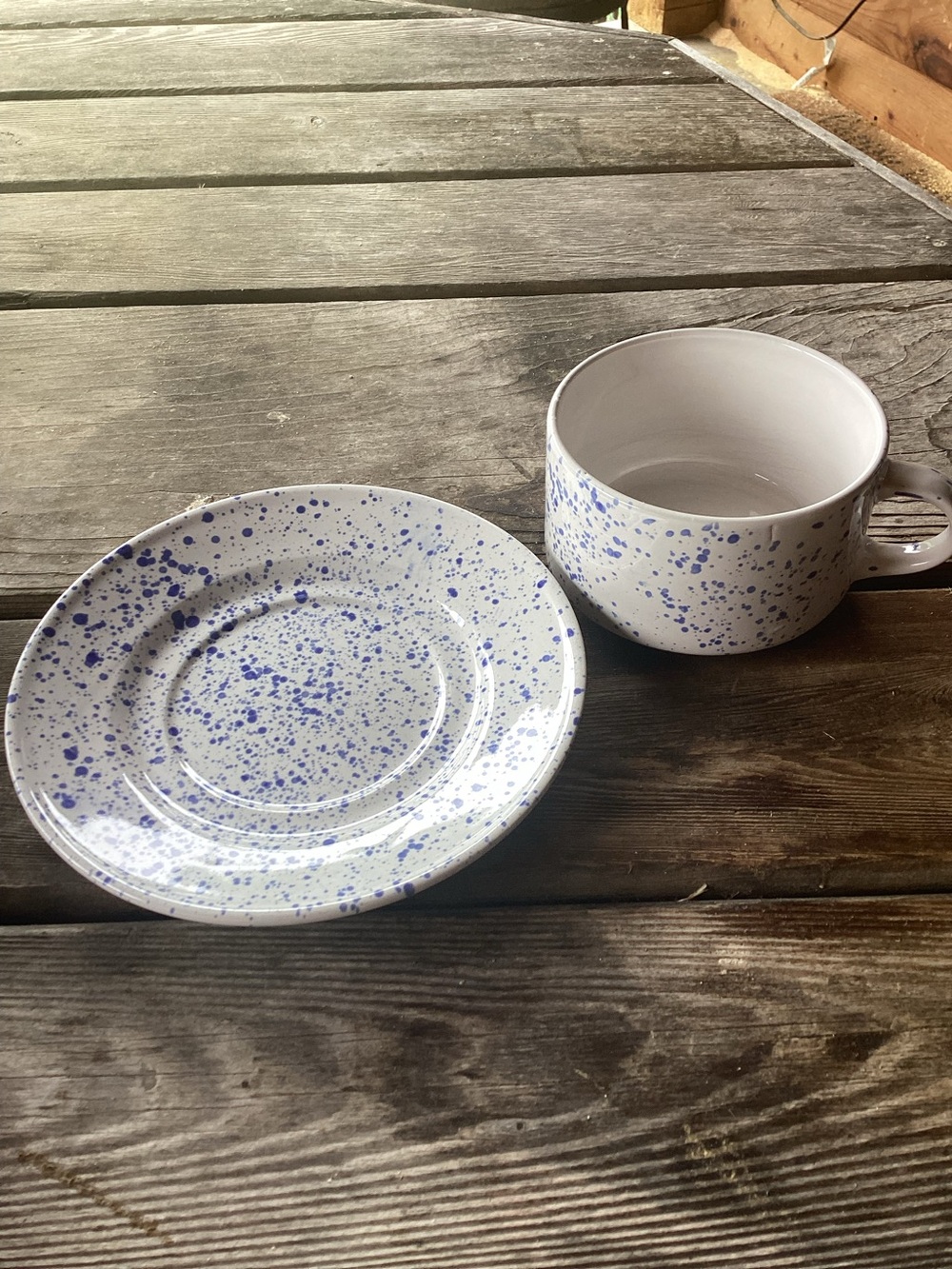 Mug and Plate in Ceramic Splatter Pattern - Picture 2 of 10